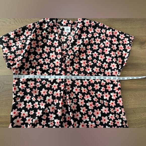 Cabi Harmony Retro Pink Floral V-Neck Blouse #5347 Size Medium - Picture 7 of 10